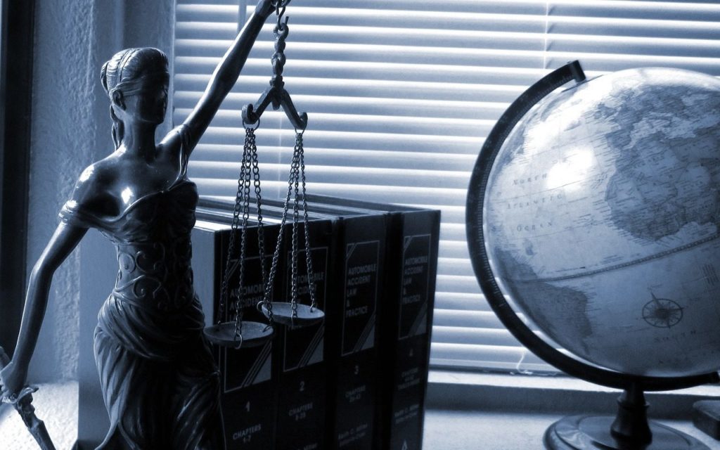 lady justice, legal, law-2388500.jpg